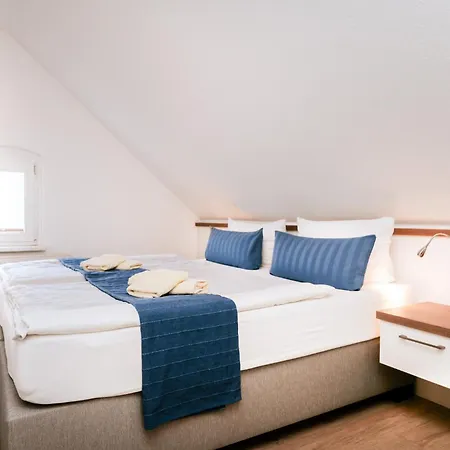 Zur Seemoewe Hotel Kirchdorf (Poel)