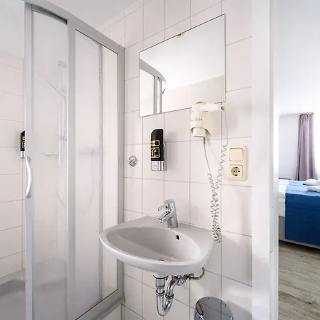 Zur Seemoewe Hotel Kirchdorf (Poel)