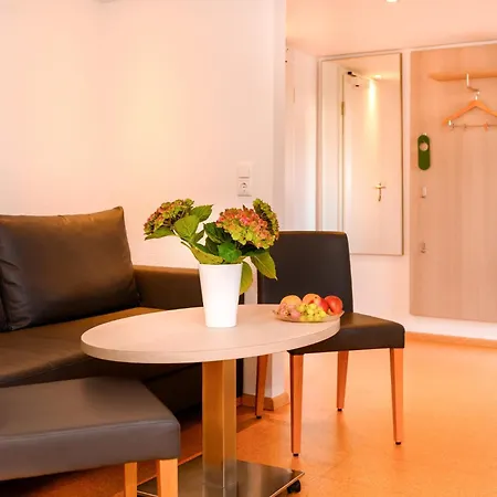Hotel Zur Seemoewe 4*