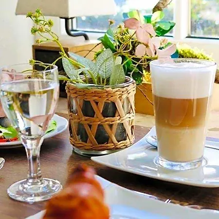 Zur Seemoewe Hotel 4*